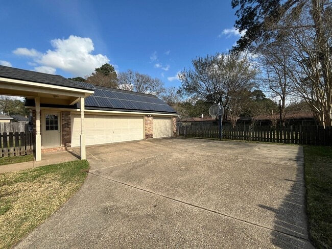 Building Photo - 3321 Colquitt Rd