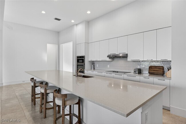 Building Photo - 14835 Dockside Ln