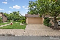 Building Photo - 130 Sayre Dr