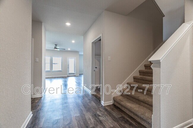 Building Photo - 2126 Silver Maple