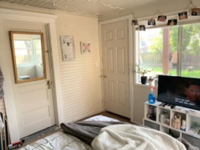 Building Photo - 930-936 Chestnut St