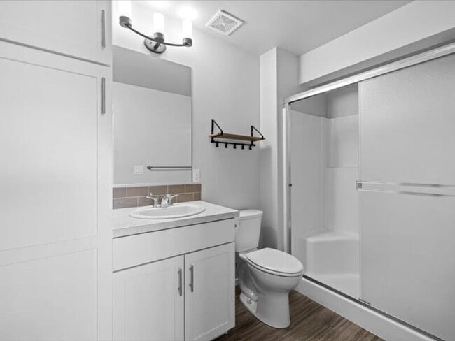 Building Photo - 5329 Remington Dr