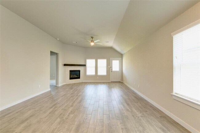 Building Photo - 5630 Silverleaf Oak Ln