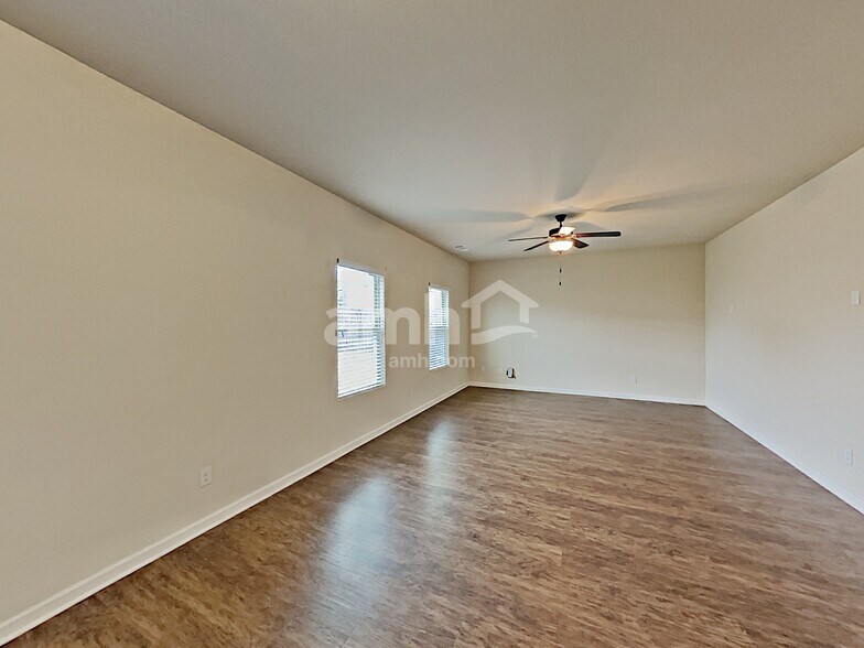 Building Photo - 3506 Mica Cir SE
