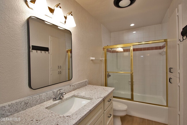 Building Photo - 5710 Mira Grande Dr