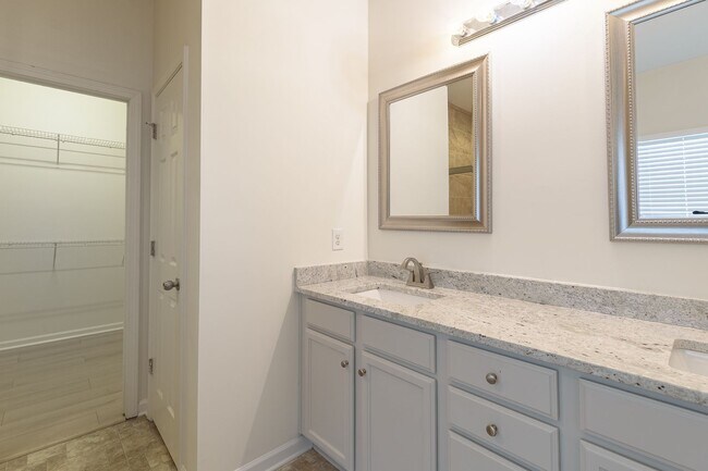 Building Photo - 5907 Landerwood Dr