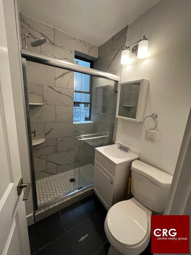 Building Photo - 81-83 Park Dr. Unit 1A