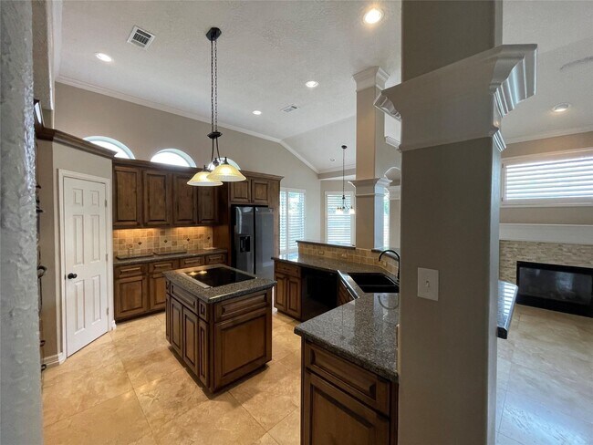 Building Photo - 11611 Canyon Breeze Dr