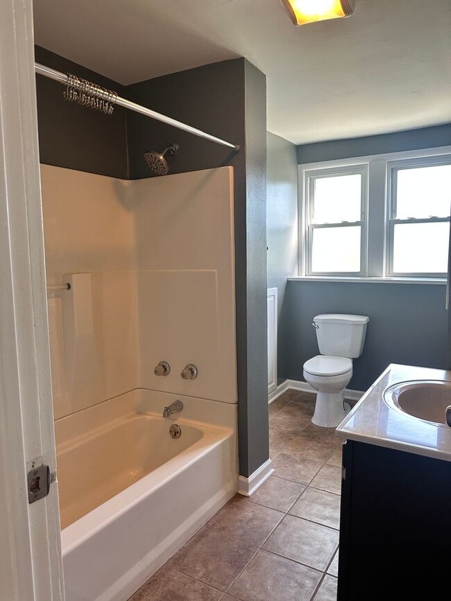 Building Photo - Great Newly Remodeled 3 bed in Madisonvill...