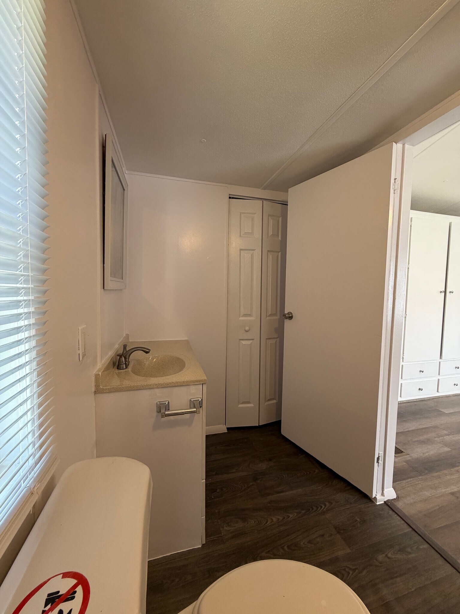 Building Photo - 4865 NW 27th St