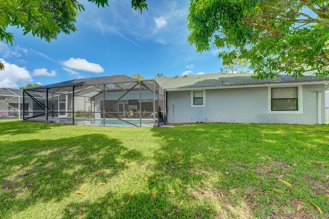 Building Photo - 14544 Autumn Ave