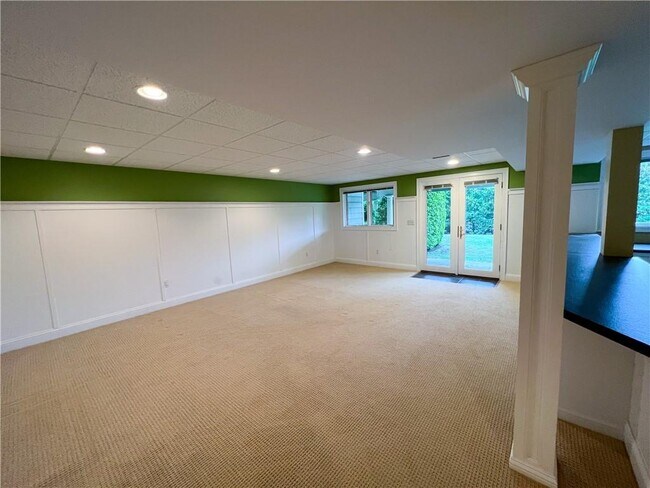 Building Photo - 39 Eagle Dr