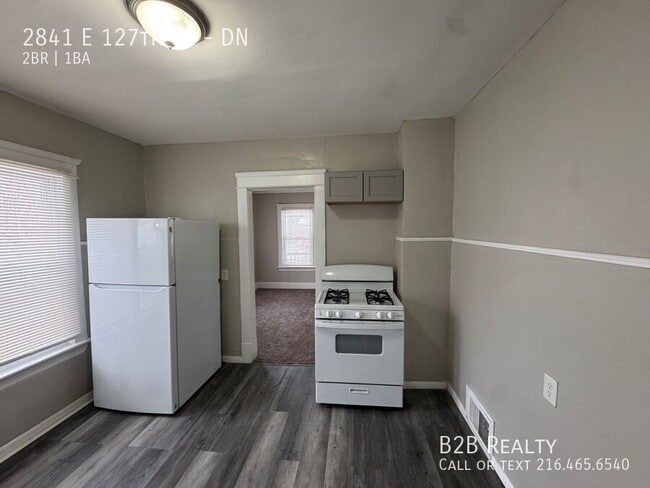 Building Photo - 2841 E 127th St