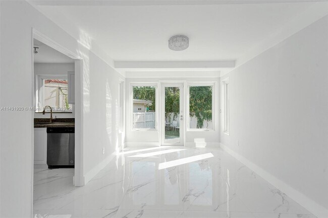 Building Photo - 4717 Alton Rd