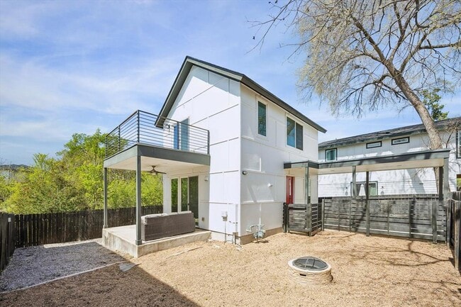 Building Photo - 1182 Ridgeway Dr