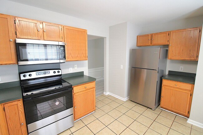 Building Photo - Updated 3-Bedroom Home in Silverstone Neighborhood – Move-In Ready!