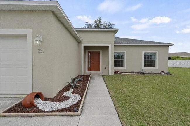 Primary Photo - 228 Amesbury Ln