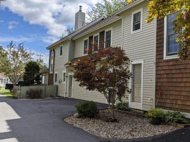 Building Photo - 1439 Route 9P