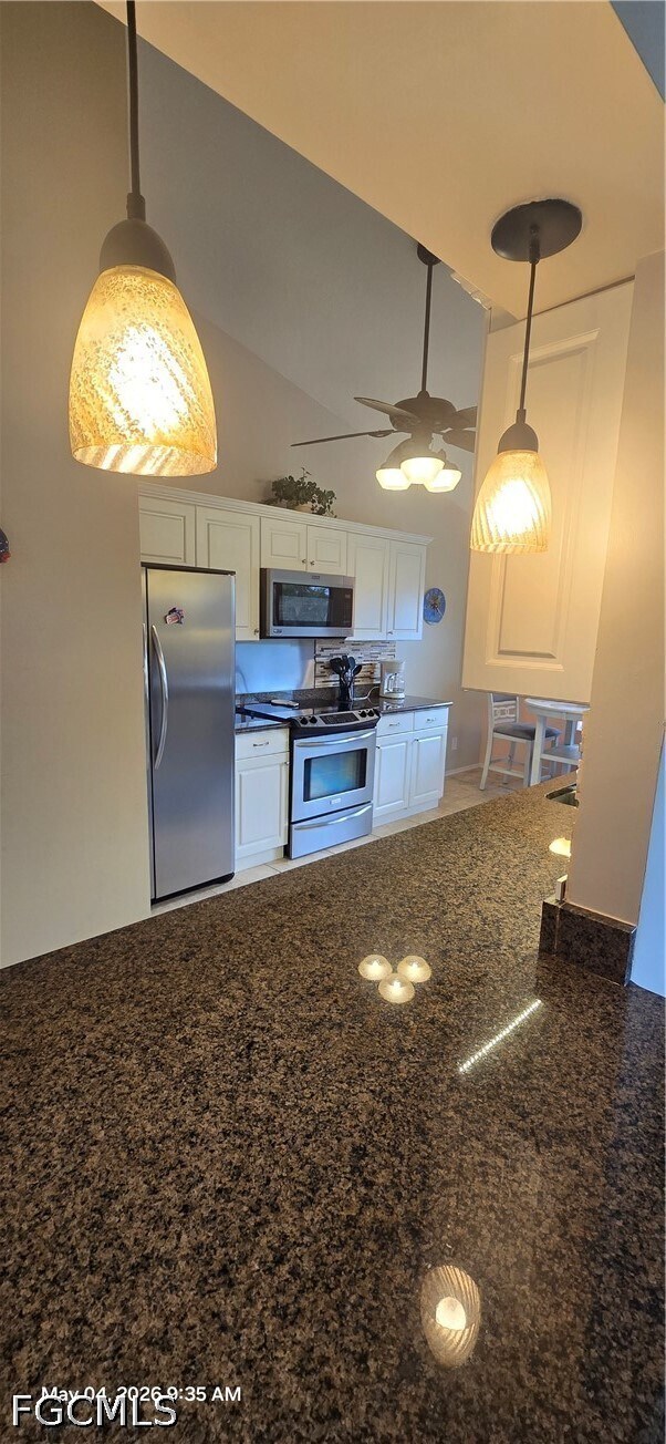 Building Photo - 9598 Halyards Ct