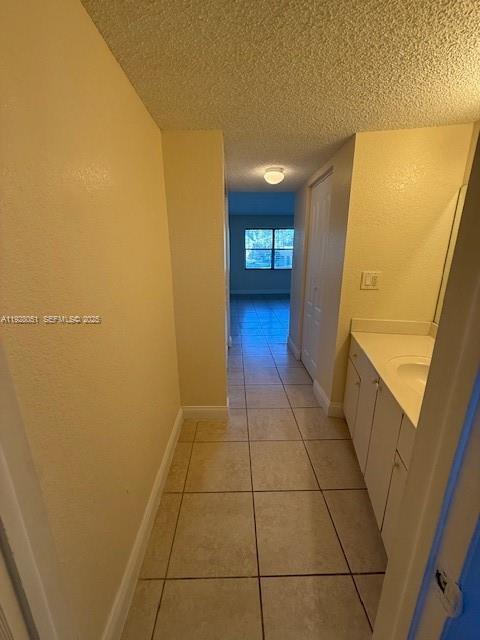 Building Photo - 4235 N University Dr