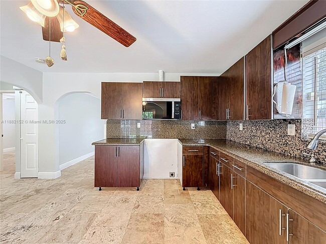 Building Photo - 1378 SW 26th Ave