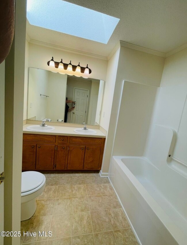 Building Photo - 2104 Flagstone Ct