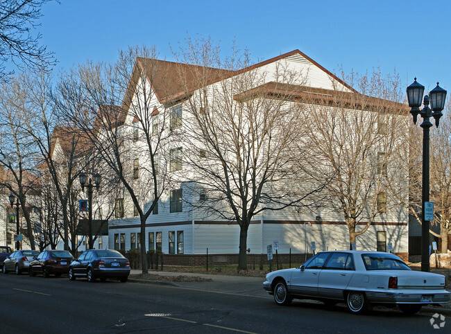 Building Photo - S.E. Hall - Whitney Young Plaza