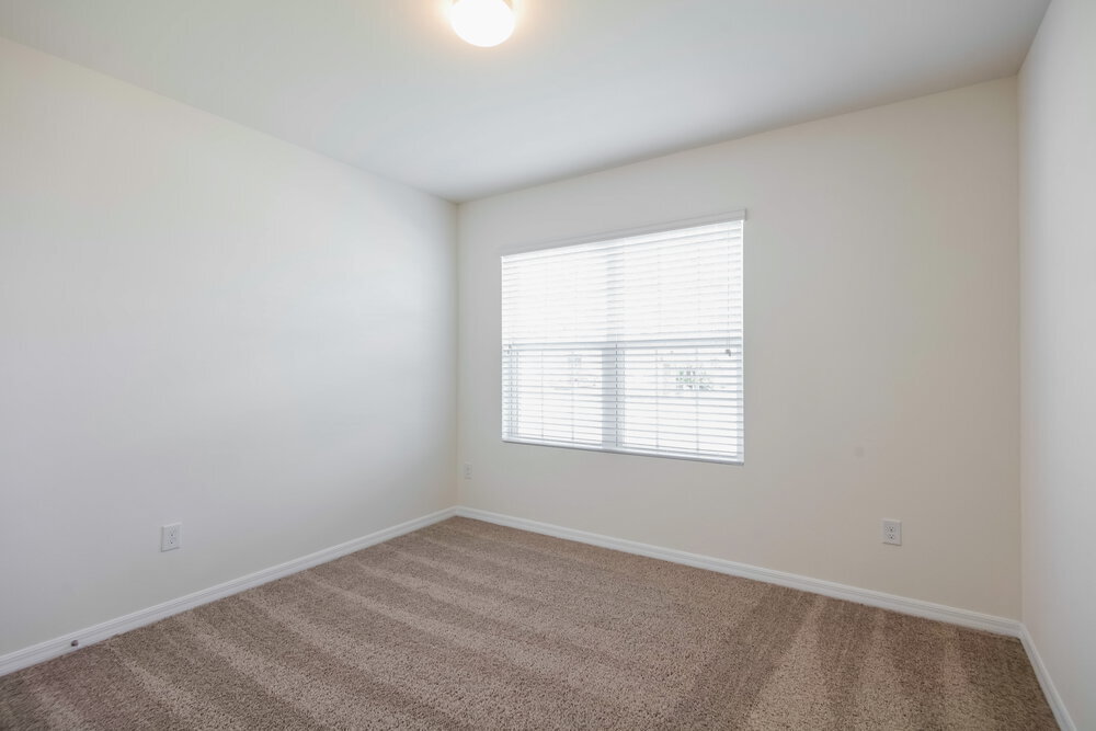 Building Photo - 218 SE 8th St