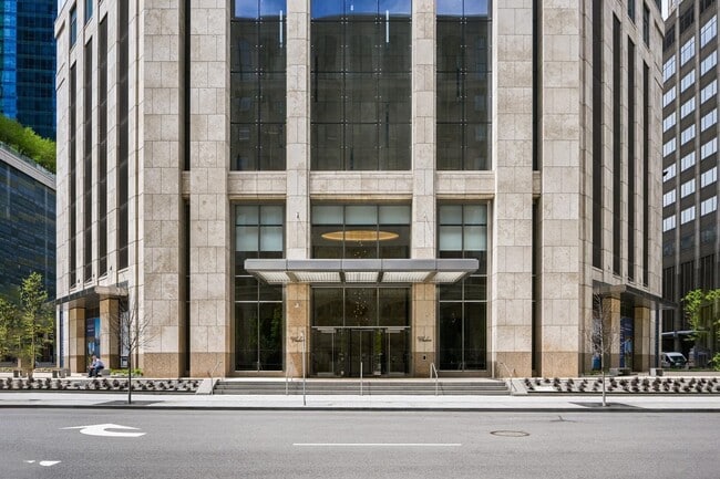Building Photo - 99 Hudson St