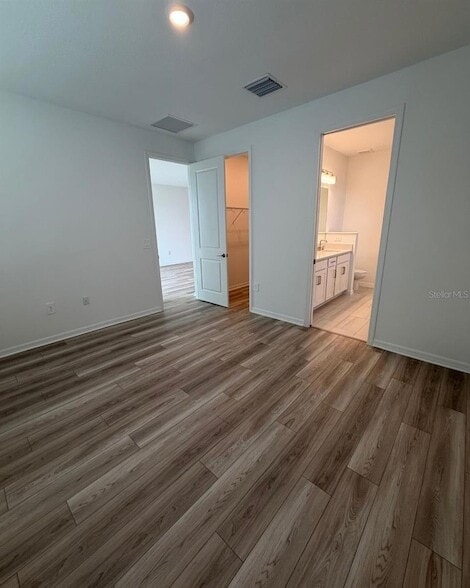 Building Photo - 5726 Gingham Dr