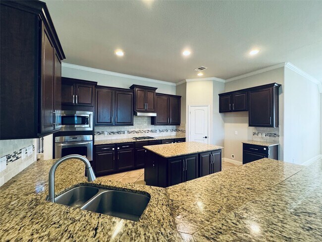 Building Photo - 8102 Conner Cove