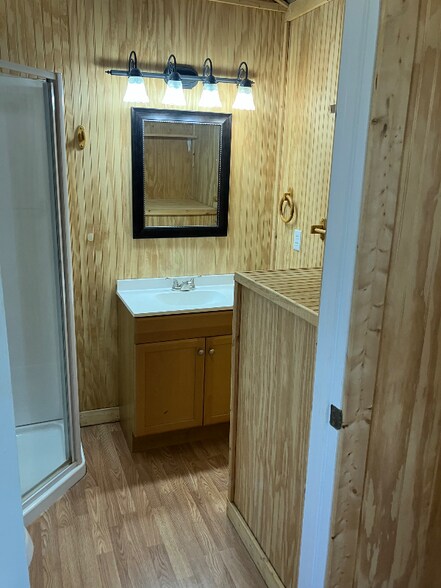 Building Photo - 3893 cr 258
