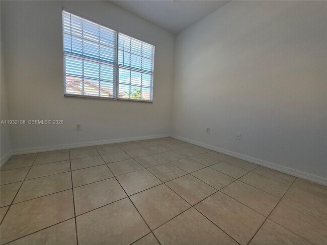 Building Photo - 9070 Preston Pl