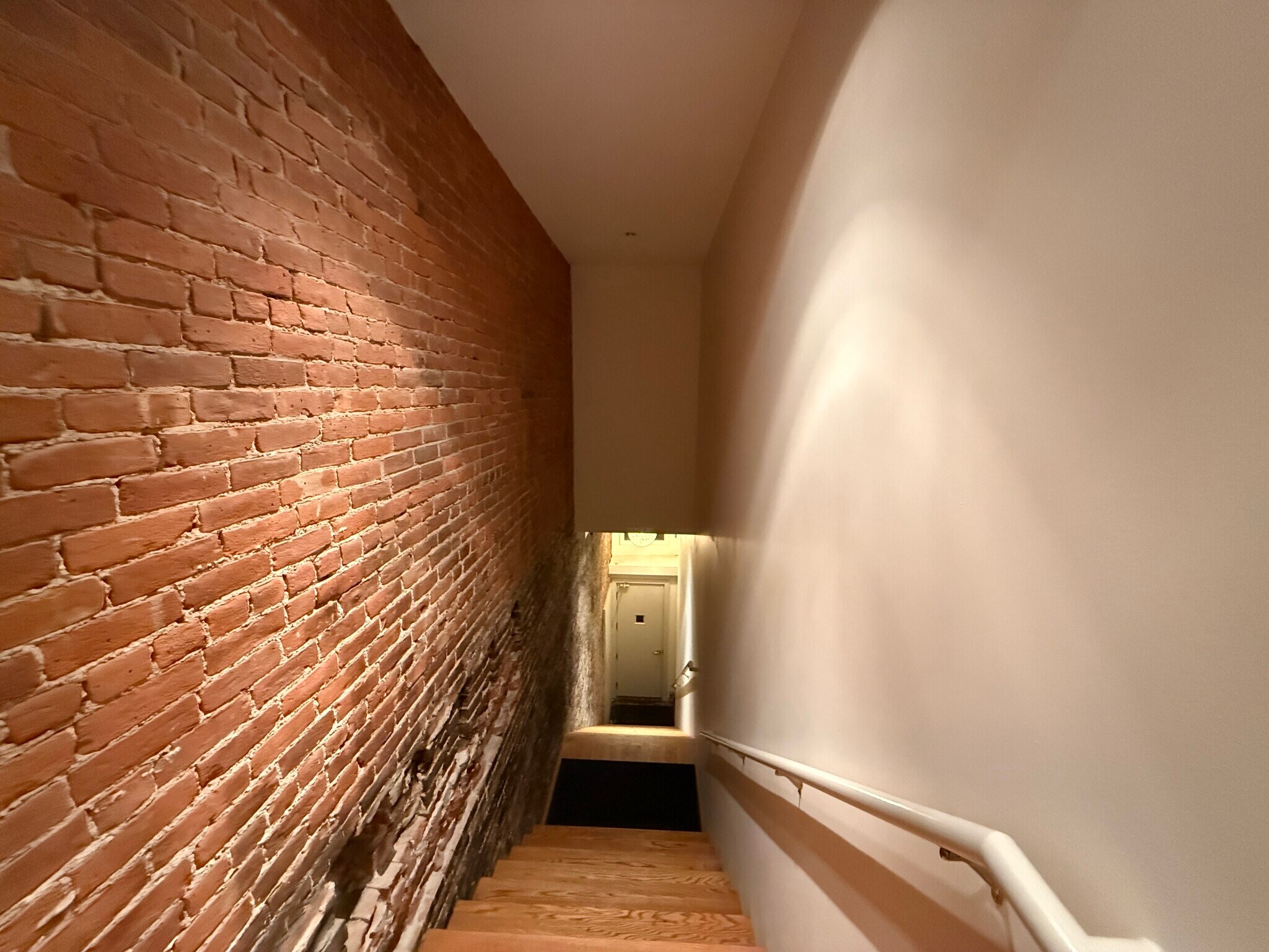 Building Photo - 93 Eddy St