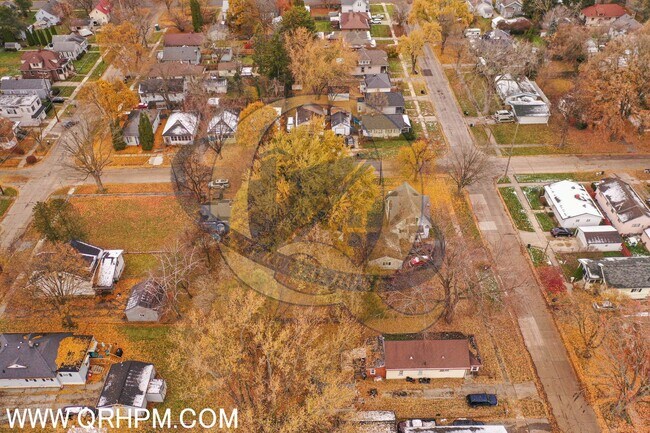 Building Photo - Available Now!! Half OFF First Month's Rent!