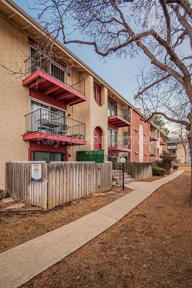 Building Photo - 12133 N Melody Dr