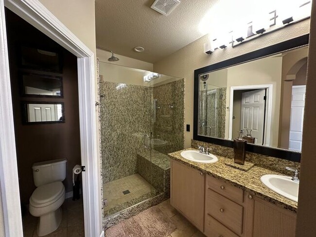 Building Photo - 6090 Ingleston Dr
