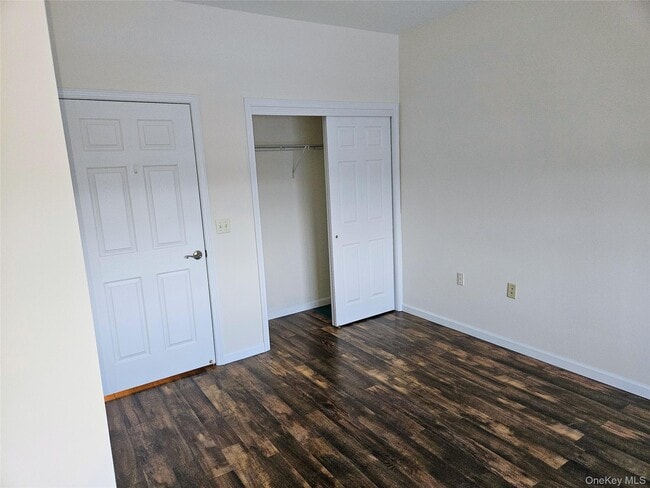 Building Photo - 934 Tower Ridge Cir