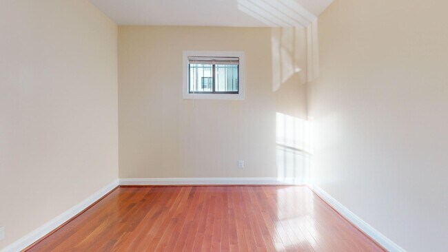 Building Photo - Spacious Two Bedroom Near Trinity University/ Bloomingdale- Great Location