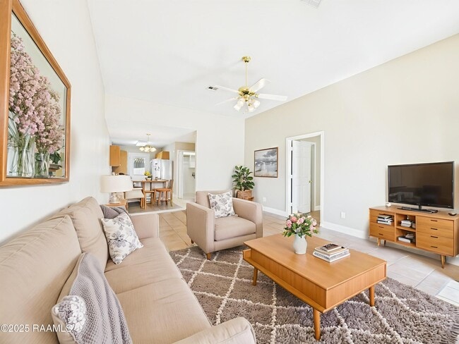 Building Photo - 200 S St Jean St