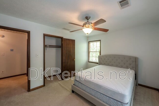 Building Photo - 3787 Etna Dr