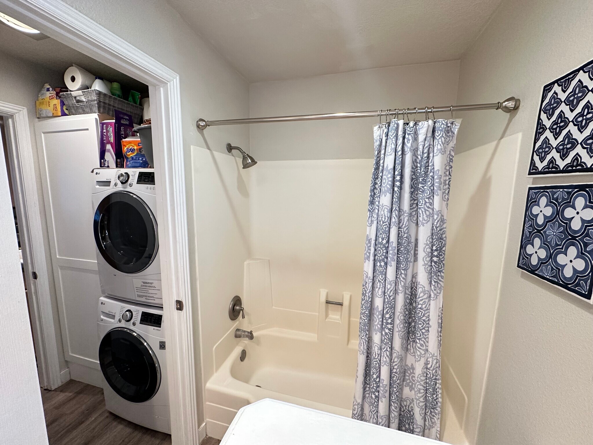 Full bathroom - 2025 Canyons Resort Dr