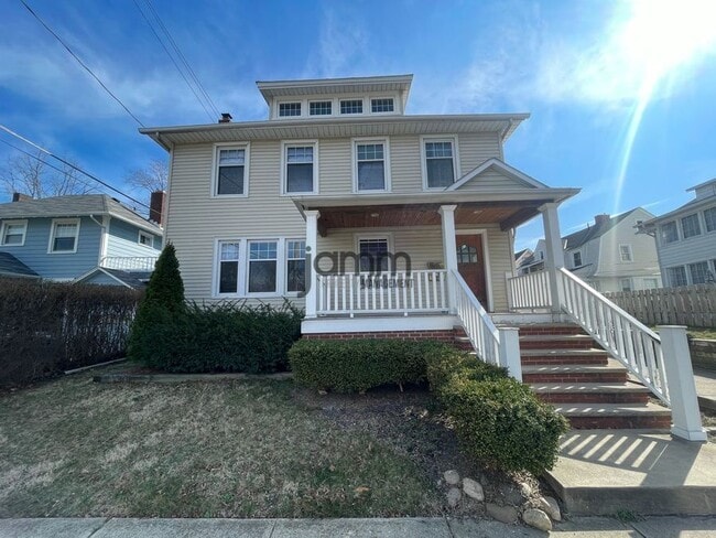 Building Photo - 1143 Cranford Ave