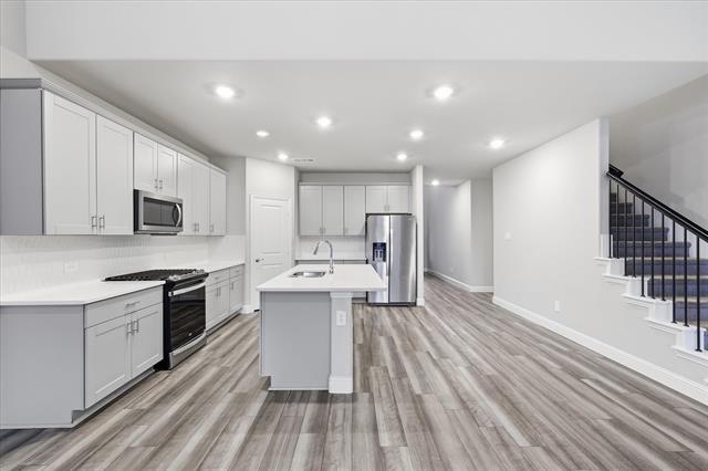 Building Photo - 1213 Birchwood Ln