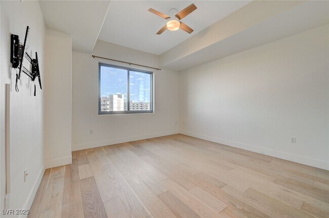 Building Photo - 8255 S Las Vegas Blvd