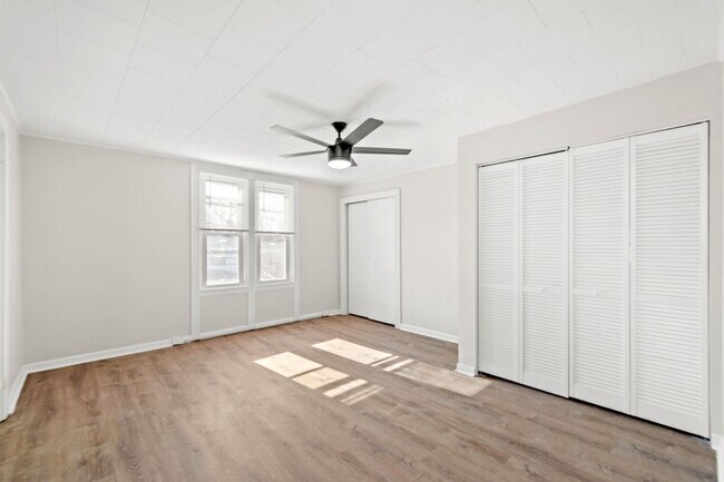 Building Photo - 47 Mainsgate St