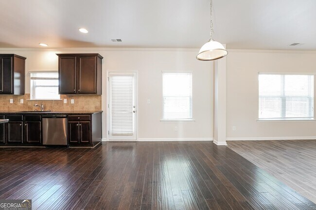 Building Photo - 6239 Baltusrol Terrace