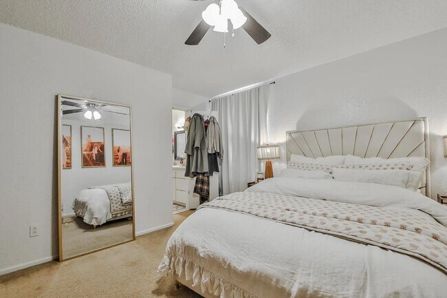 Building Photo - 5708 3rd St