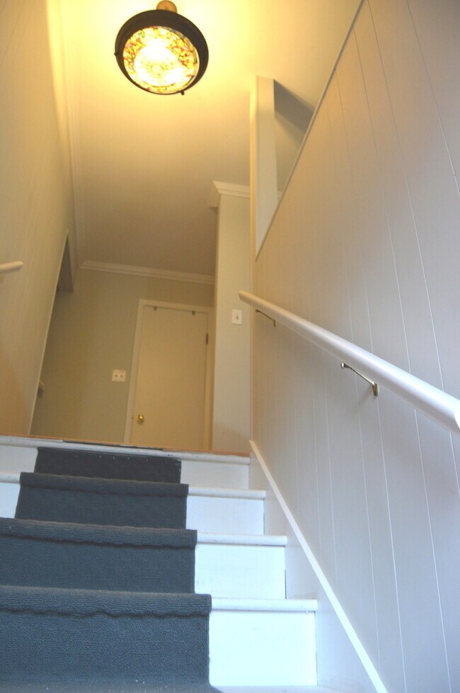 Building Photo - 16431 Mayleon Dr