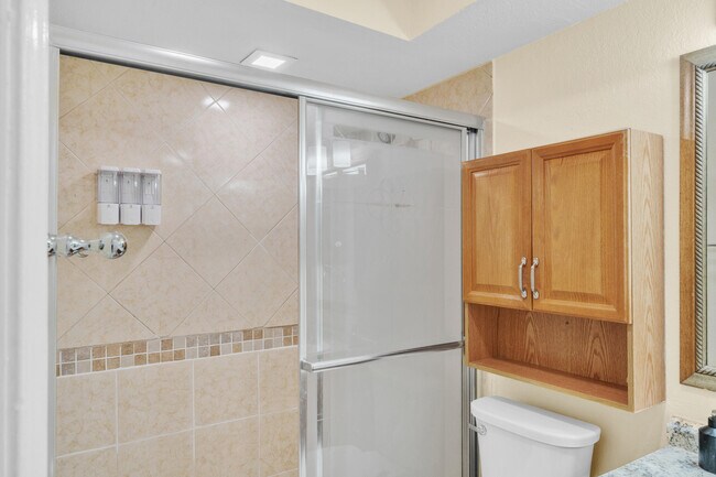 Building Photo - 1350 Riverside Cir